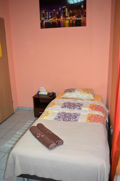 Honey Hostel Krakau Zimmer foto