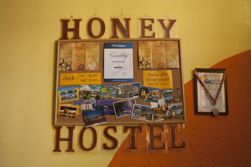 Honey Hostel Krakau Exterior foto